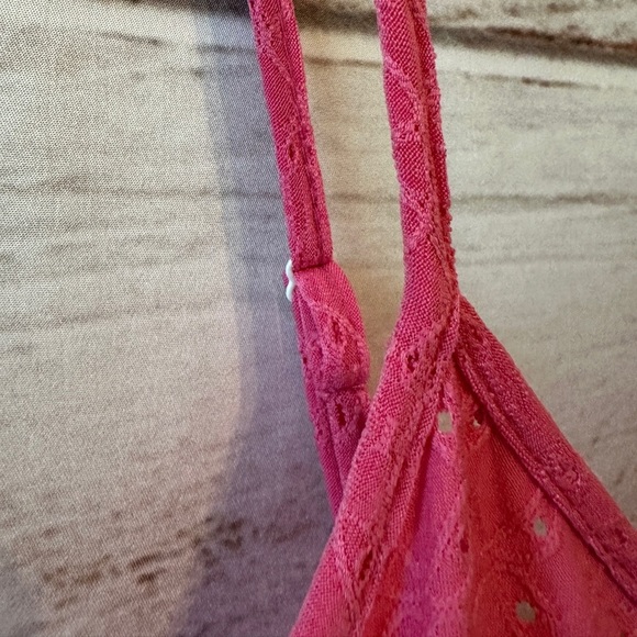 SHEIN Curve Women's Pink Lace Cami Size 1XL Coral Pink Eyelet Summer Spring - Picture 4 of 5